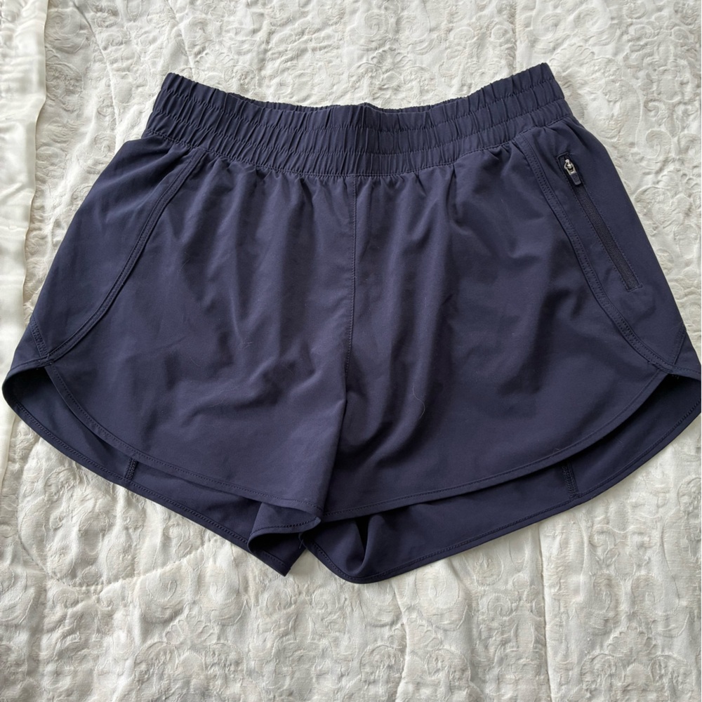 CRZ YOGA Women's Dark Blue Athletic Shorts